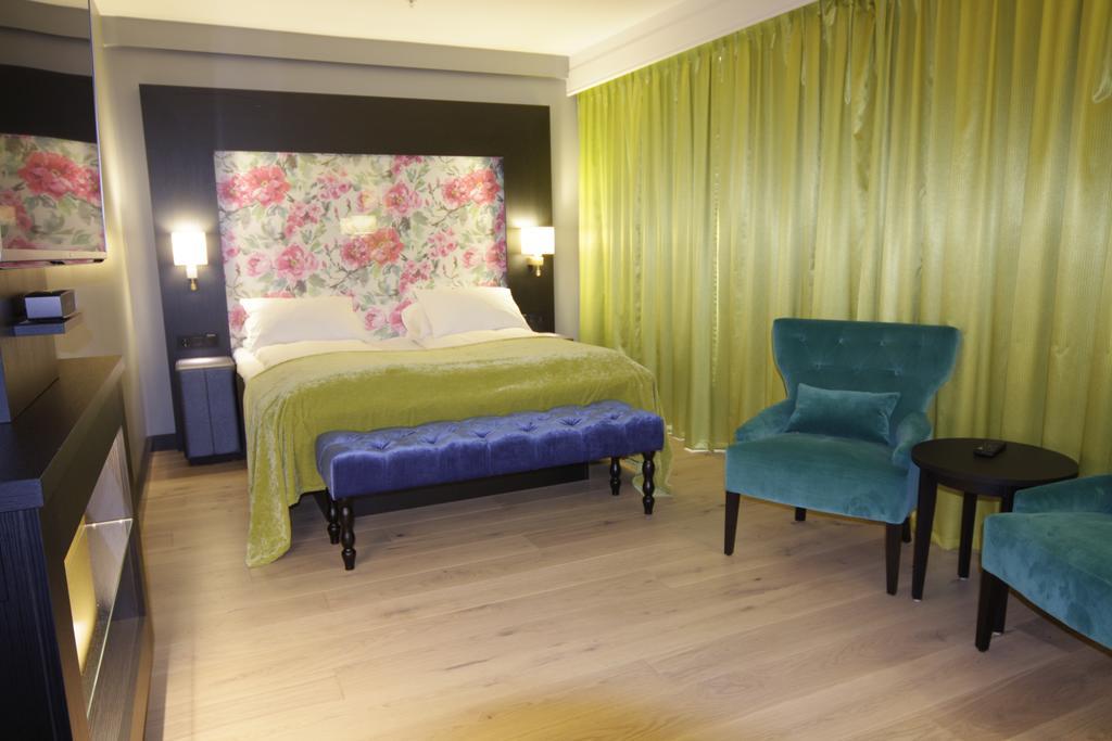 Thon Hotel Arendal Eksteriør billede