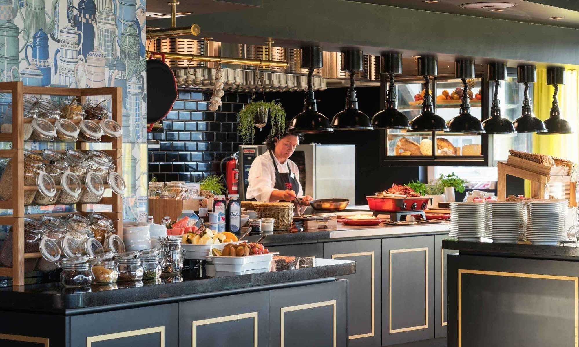 Thon Hotel Arendal Eksteriør billede